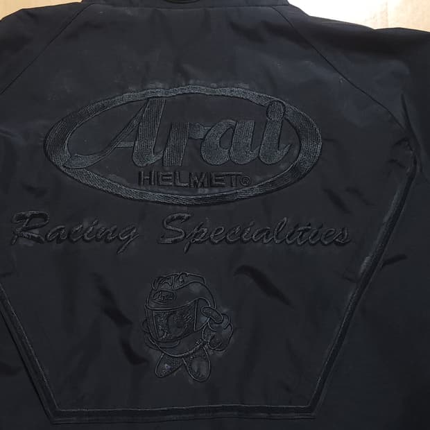 아라이 바람막이