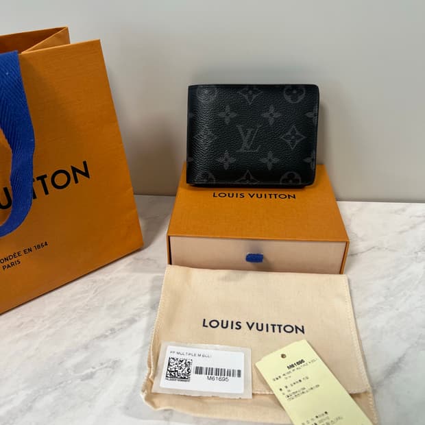 루이비통 이클립스 멀티플 월렛 반지갑