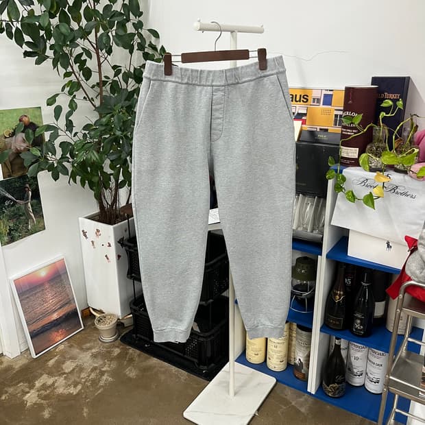 프라다 스웻 조거팬츠 XL
