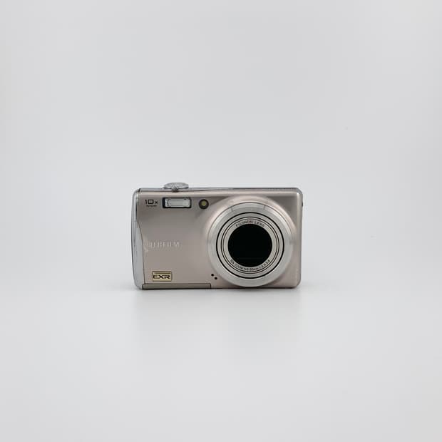 미품✨) 후지필름 파인픽스 F80 EXR 실버