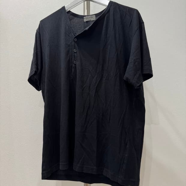 요지야마모토 뿌르옴므 비대칭 헨리넥 티셔츠