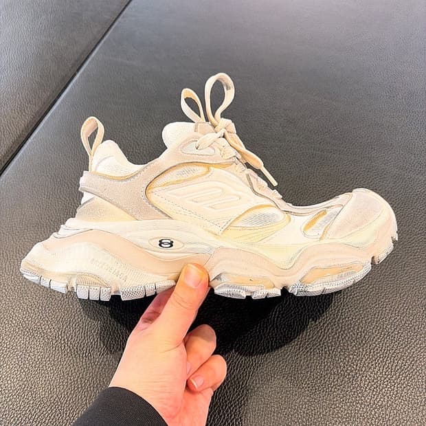 (정품/새상품) BALENCIAGA 발렌시아가 여성 화이트 카고 스니커즈