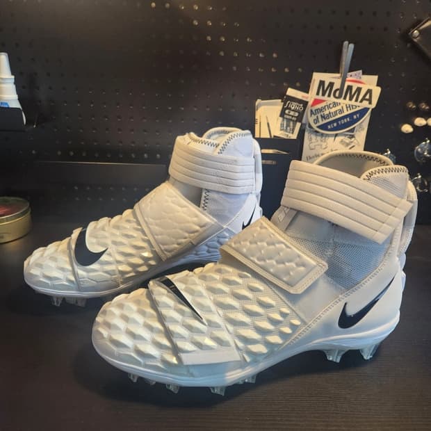 미식축구화 나이키 포스 세비지 엘리트 2