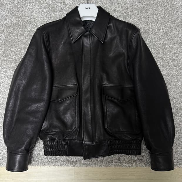 쿠어 베지터블 레더 A-2 자켓