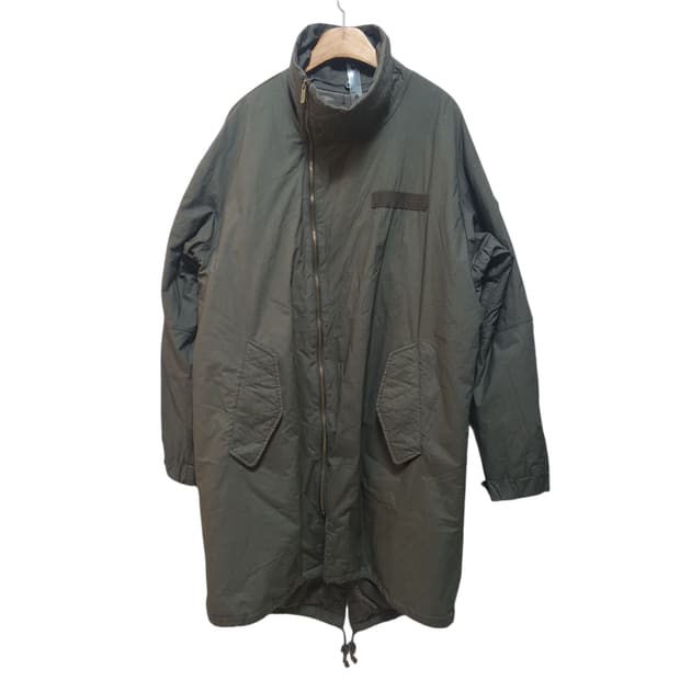 코데스 컴바인 카키색 야상 점퍼 스타일  롱 코트