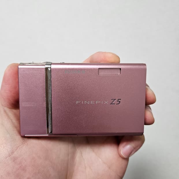 (뉴진스 민지 디카)후지필름 FinePix Z5 핑크 디카 빈티지디카