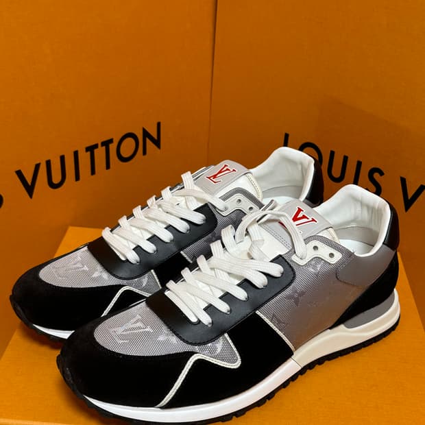 루이비통 모노그램 런어웨이 스니커즈 uk10 국내판