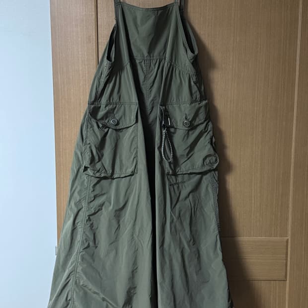 앤드원더 카고 오버사이즈 원피스 (카키 WS/M 프리사이즈)