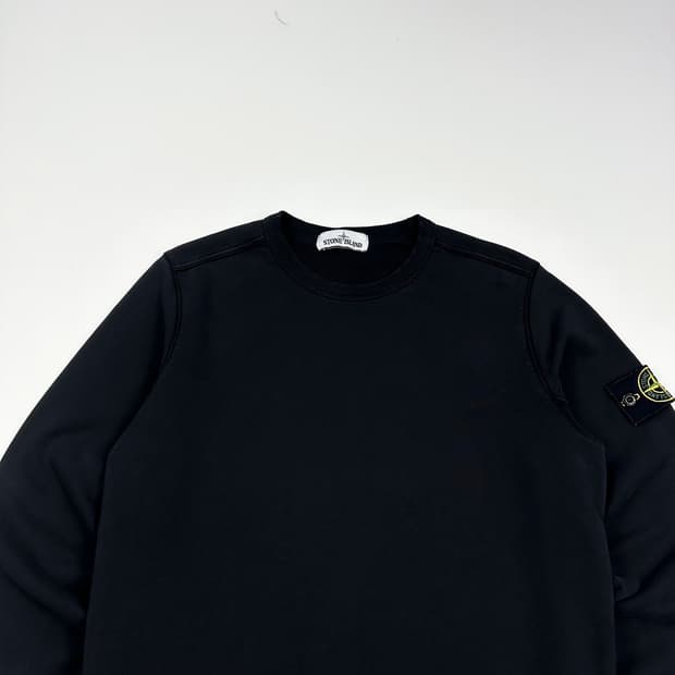 스톤아일랜드 와펜 블랙 크루넥 맨투맨 (S)