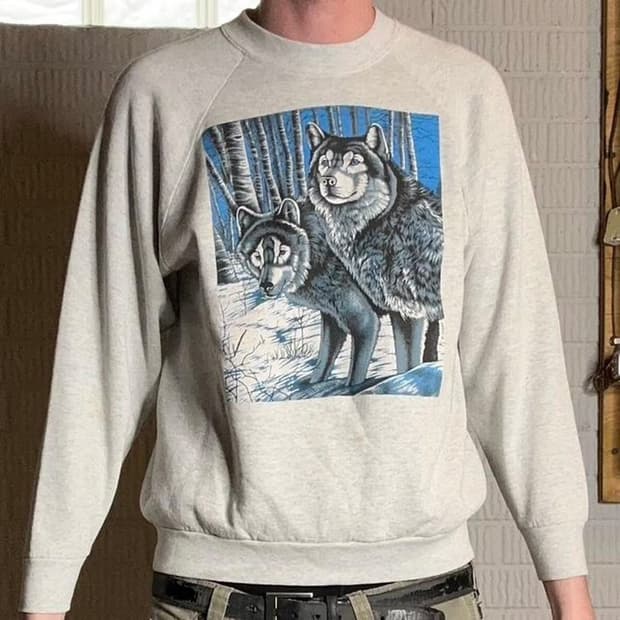 90s Hanes Wolf Print Sweatshirt