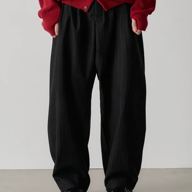 노운 와이드 테이퍼드 팬츠 (스트라이프)