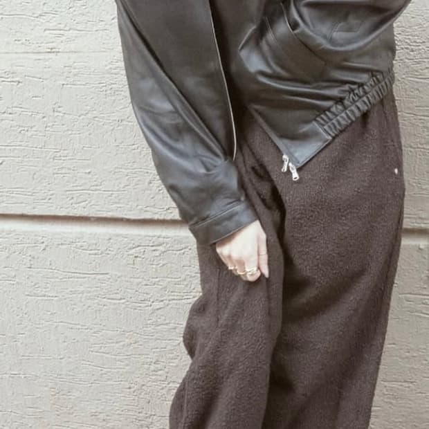 Mudule 플레인 스웻팬츠 브라운 머듈