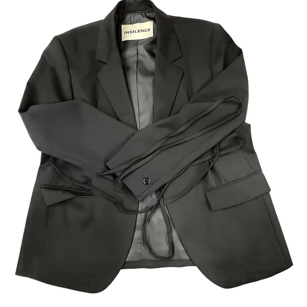 INSILENCE 인사일런스 우먼 디테일 자켓