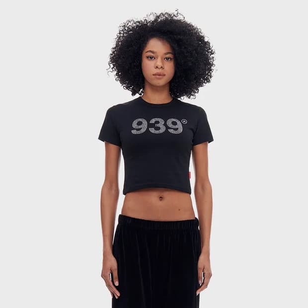 [아카이브볼드] 939 LOGO CROP TOP (BLACK/HOTFIX