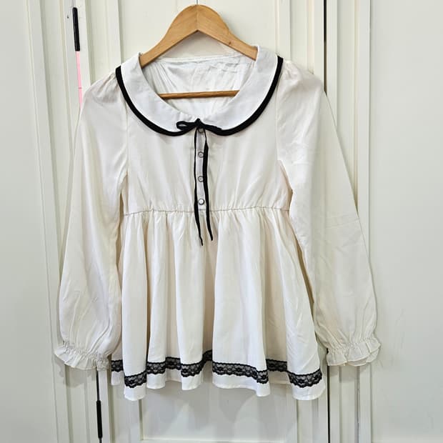 (Tralala) 배색카라 리본 블라우스