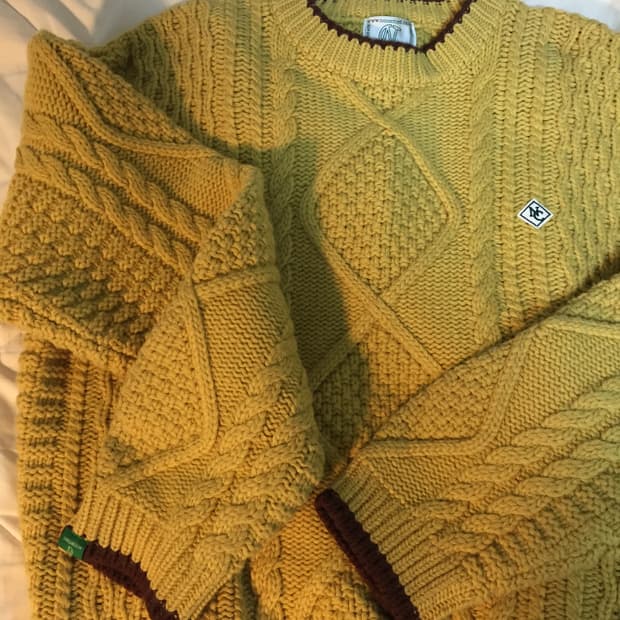 노컨텐츠 니트 스웨터