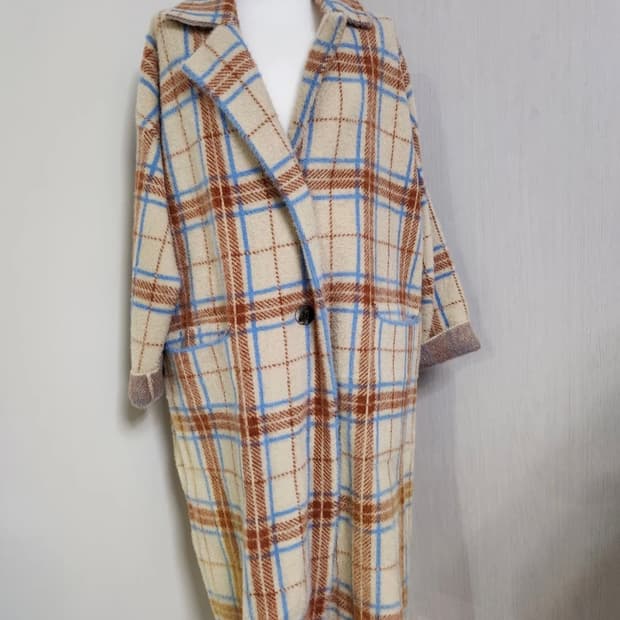 파스텔톤 오버사이즈 체크 울 롱코트