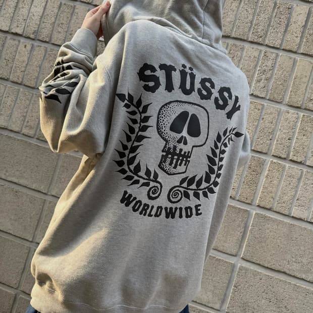 스투시 스컬 로고 디테일 후드집업
