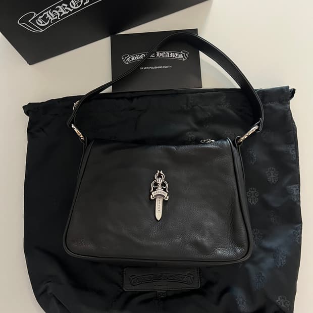 크롬하츠 너겟백 새제품