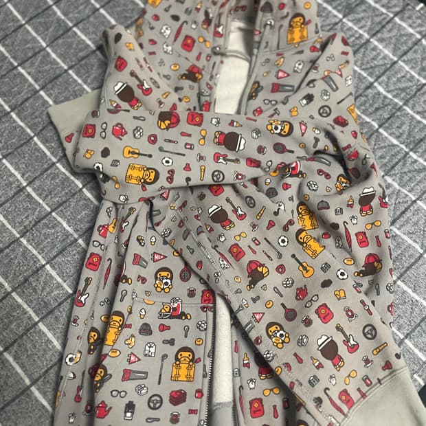 베이프 마일로 후드집업