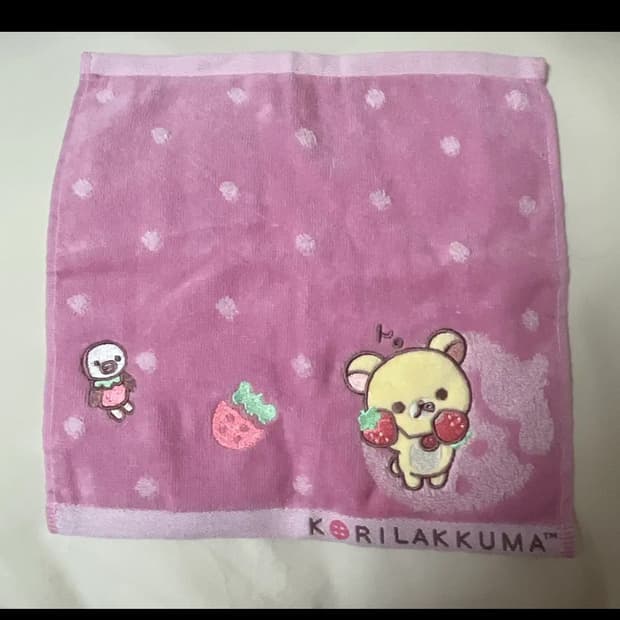 코리락쿠마 핑크 손수건 이치고 딸기
