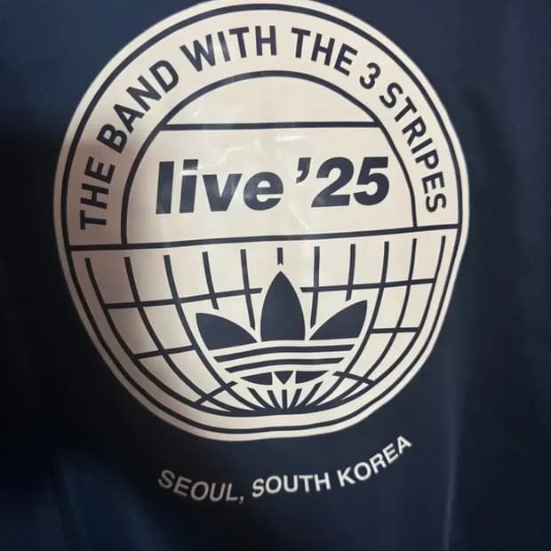 오아시스 한정판 서울 마킹 트랙탑 s