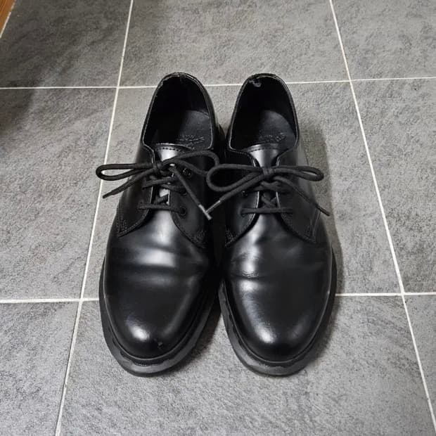 닥터마틴 1461 모노 260