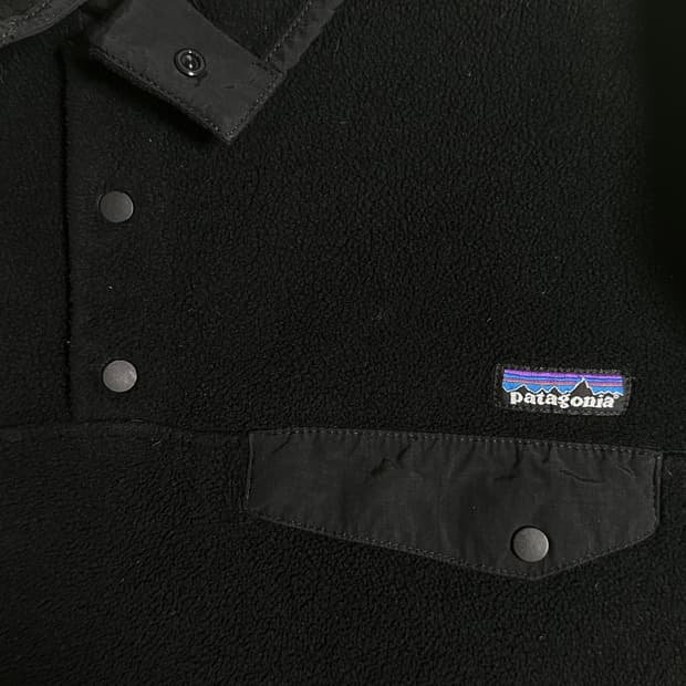 10s 파타고니아 신칠라 스냅티 올블랙 S