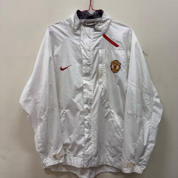 나이키 맨유 축구 바람막이