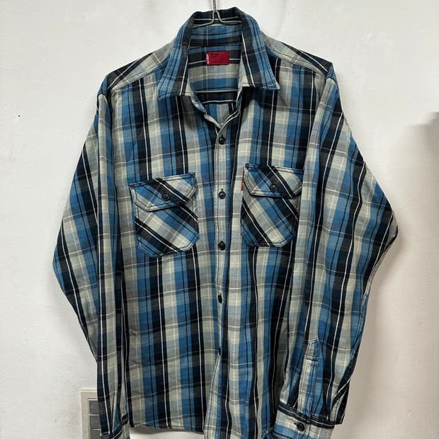 Levi’s 레드탭 체크셔츠
