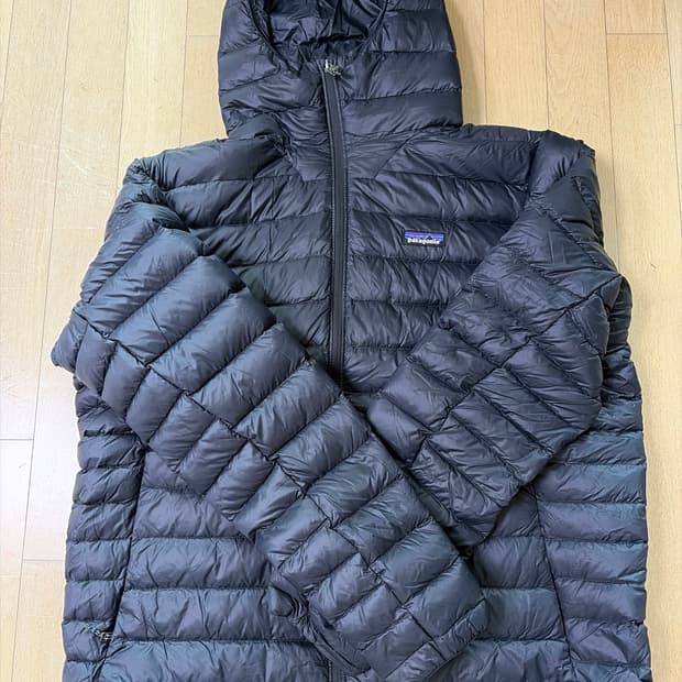파타고니아 경량패딩 Patagonia Down Sweater Hoody