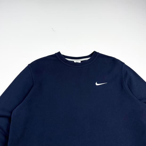 나이키 스우시 네이비 크루넥 맨투맨 (실측 L)