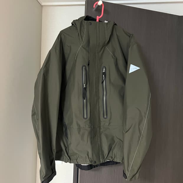 앤드원더 2.5L 하이커 레인 자켓 M사이즈