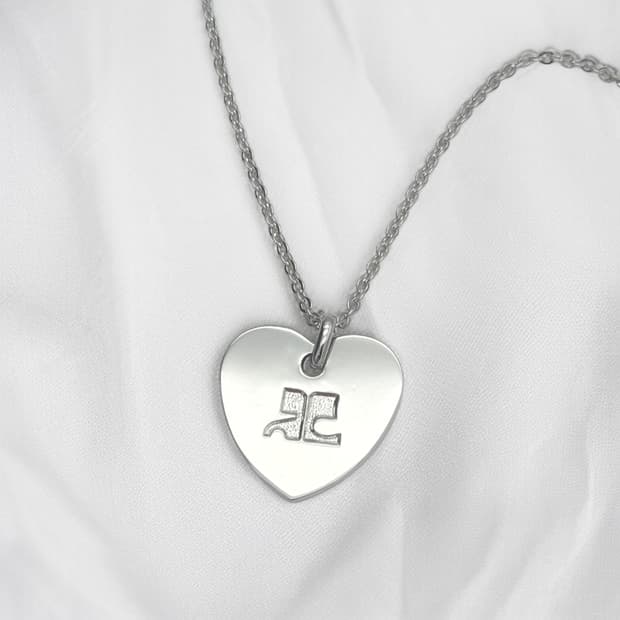 꾸레쥬 하트 로고 목걸이