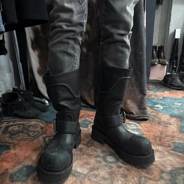 발렌시아가 베놈부츠 41size (260-270)
