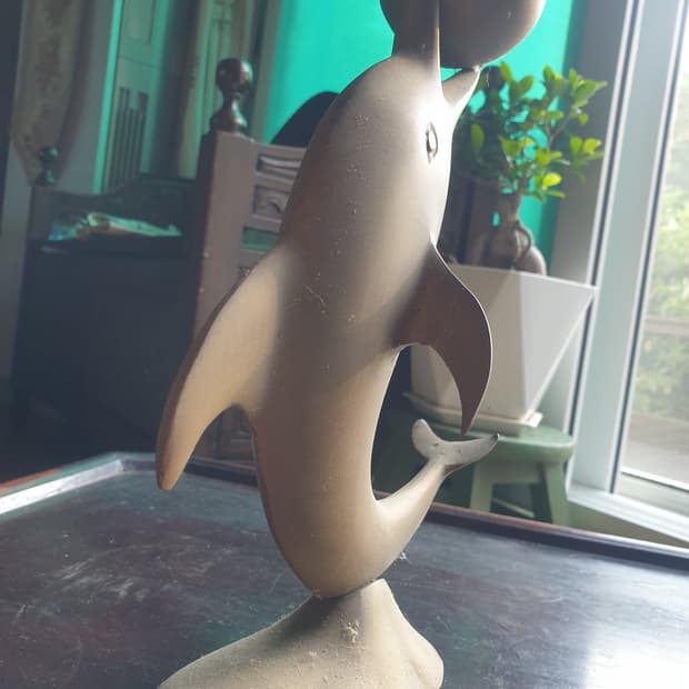 제목] 행운을 부르는 빈티지 황동 돌고래 조각상 (높이 30cm) / 골