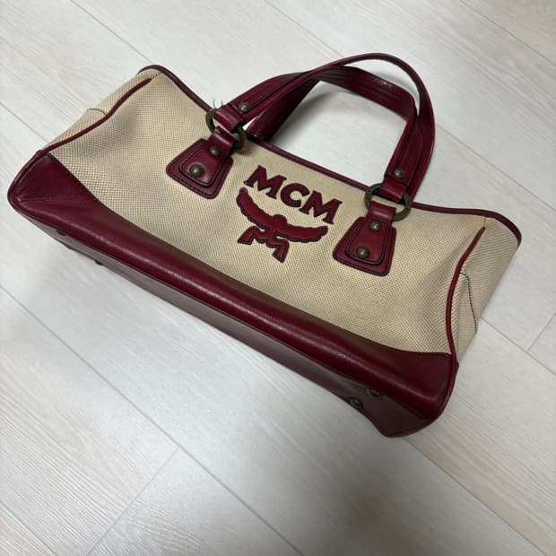 MCM 숄더백