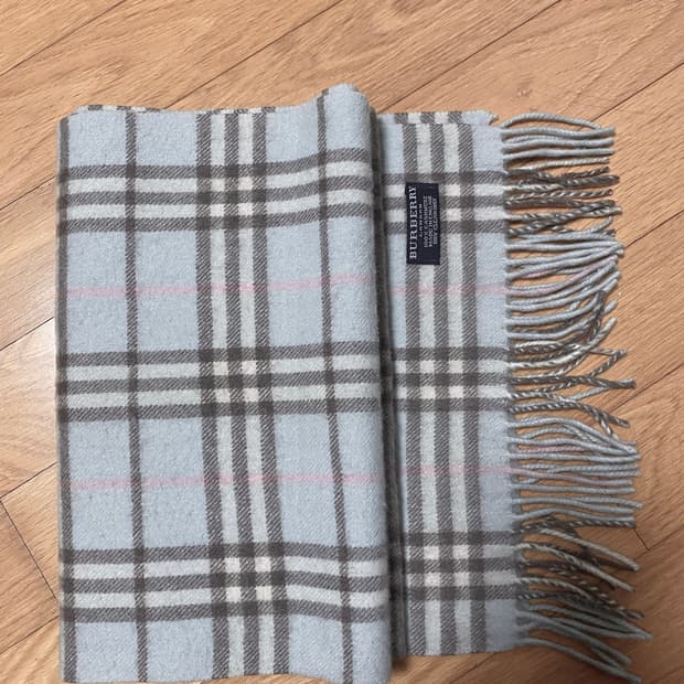 버버리 노바체크 캐시미어 머플러