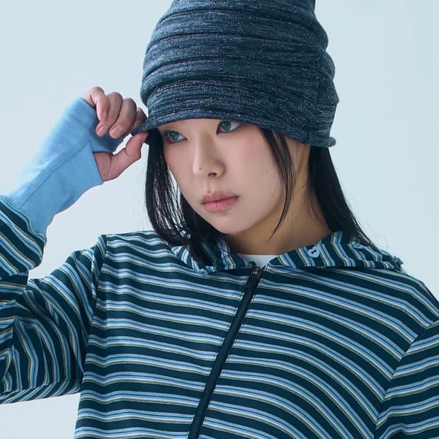 뚜오미오 비니 STRIPE GLITTER BEANIE [NAVY]