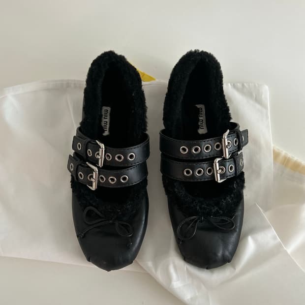 미우미우 발레리나 퍼 플랫슈즈