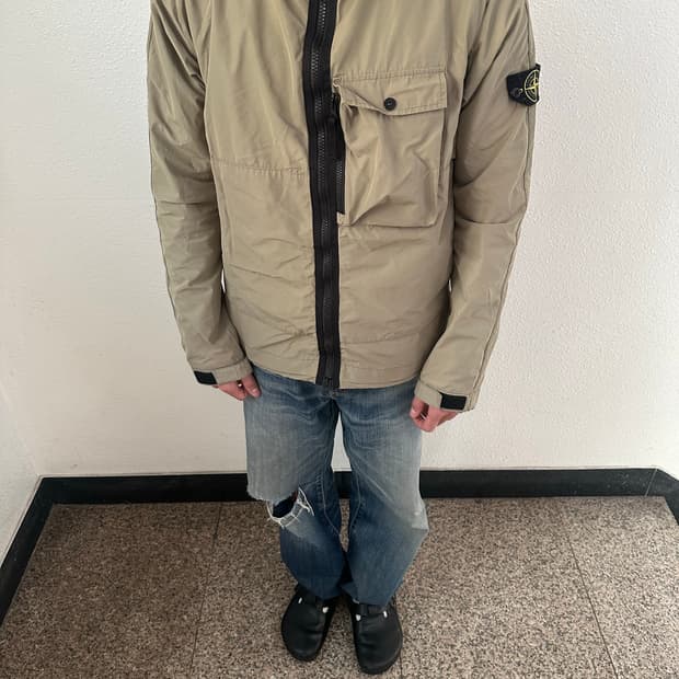 스톤아일랜드 마이크로랩스 자켓 L(100-105)