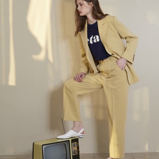 룩캐스트 옐로우 자켓 스커트 투피스 셋업 정장 세트