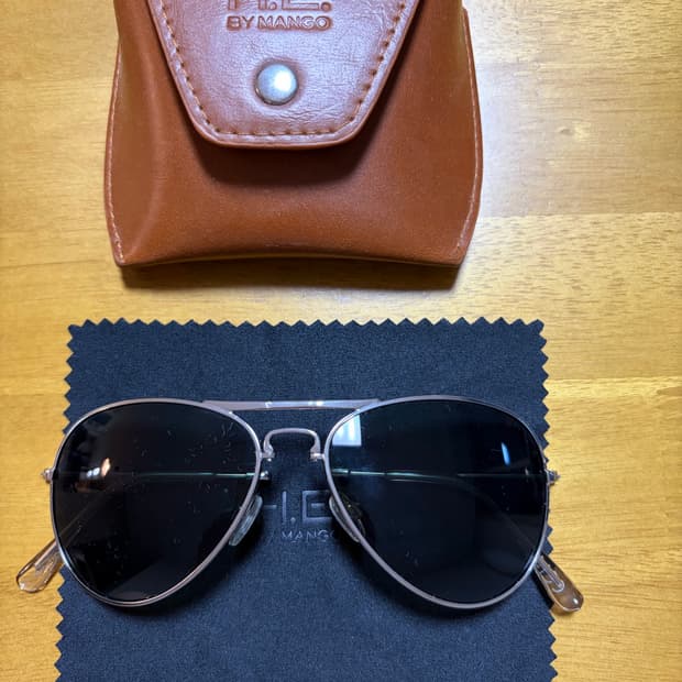 [새상품급] 망고(MANGO) 남성 에비에이터 접이식 선글라스