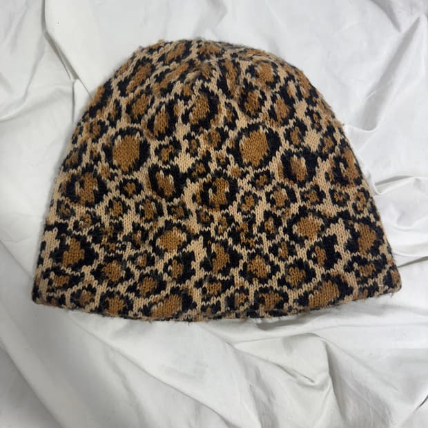 Usa 레오파드 비니