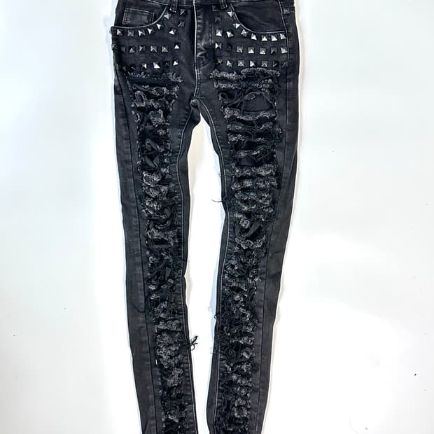 stud damage point skinny jeans