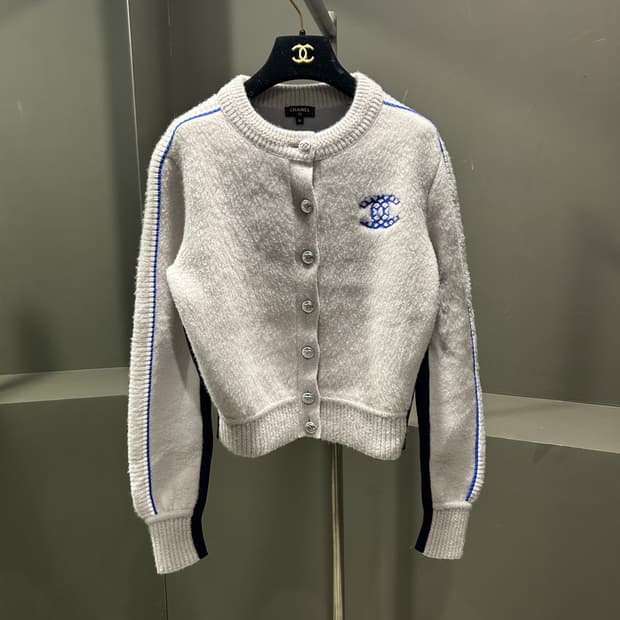 샤넬 코코네쥬 버튼 가디건