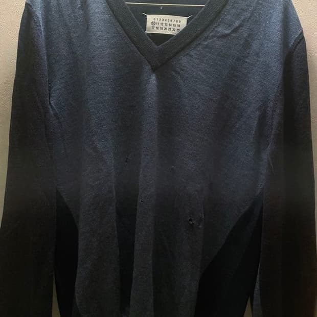 마틴 마르지엘라 브이넥 니트