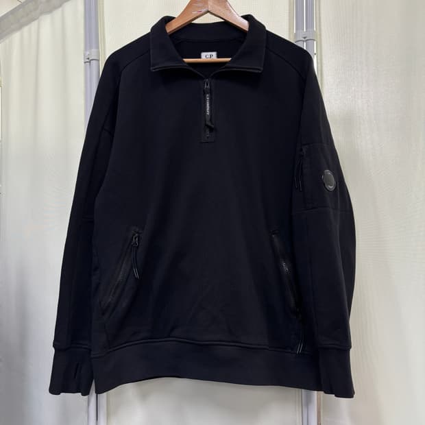 C.P company 씨피컴퍼니 반집업 맨투맨