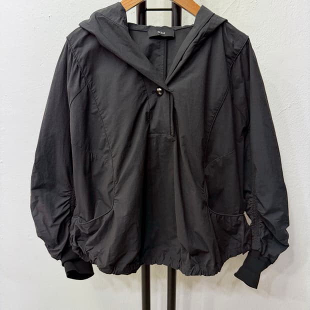 정품) O2ND 오즈세컨 22ss 오버핏 아노락 바람막이 자켓 76