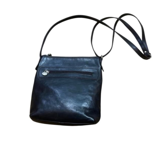 지아니 콘티 크로스백